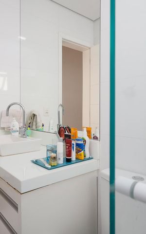 Casa de condomínio à venda com 450m², 4 quartos e 6 vagas Casa de condomínio à venda com 450m², 4 quartos e 6 vagasBanheiro da Suíte 3