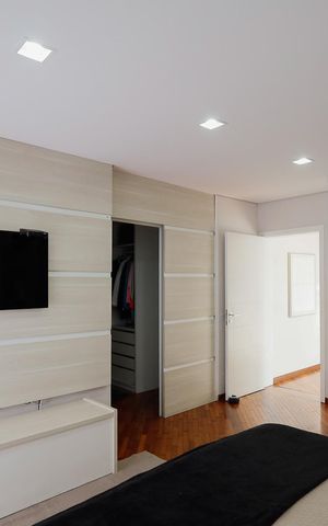 Casa de condomínio à venda com 450m², 4 quartos e 6 vagas Casa de condomínio à venda com 450m², 4 quartos e 6 vagasSuíte 1