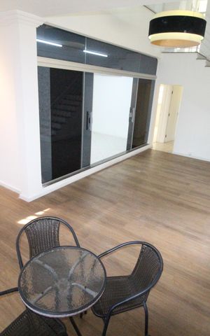 Casa para alugar com 427m², 5 quartos e 2 vagasSala 1