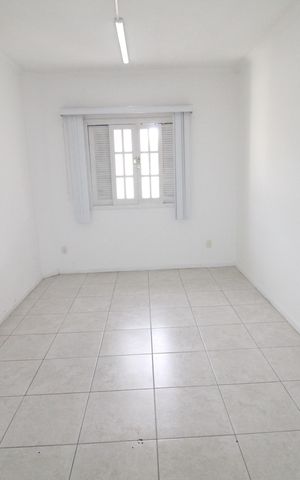 Casa para alugar com 427m², 5 quartos e 2 vagasQuarto 3