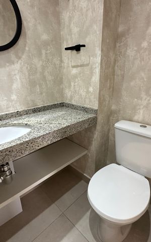 Apartamento à venda com 107m², 2 quartos e 2 vagas Apartamento à venda com 107m², 2 quartos e 2 vagasLavabo
