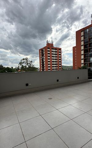 Apartamento à venda com 107m², 2 quartos e 2 vagas Apartamento à venda com 107m², 2 quartos e 2 vagasVaranda