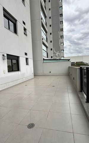 Apartamento à venda com 107m², 2 quartos e 2 vagas Apartamento à venda com 107m², 2 quartos e 2 vagasVaranda