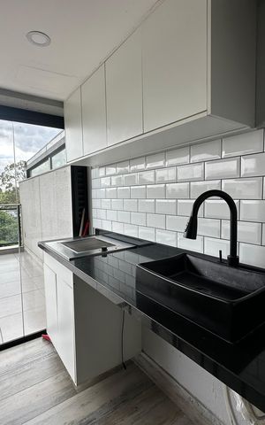 Apartamento à venda com 107m², 2 quartos e 2 vagas Apartamento à venda com 107m², 2 quartos e 2 vagasCozinha