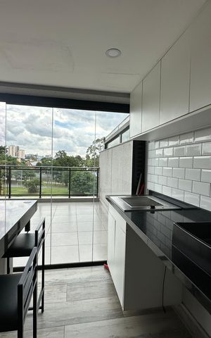Apartamento à venda com 107m², 2 quartos e 2 vagas Apartamento à venda com 107m², 2 quartos e 2 vagasCozinha