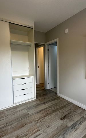 Apartamento à venda com 107m², 2 quartos e 2 vagas Apartamento à venda com 107m², 2 quartos e 2 vagasSuíte 1
