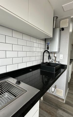 Apartamento à venda com 107m², 2 quartos e 2 vagas Apartamento à venda com 107m², 2 quartos e 2 vagasChurrasqueira
