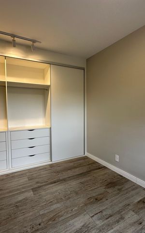 Apartamento à venda com 107m², 2 quartos e 2 vagas Apartamento à venda com 107m², 2 quartos e 2 vagasSuíte 2