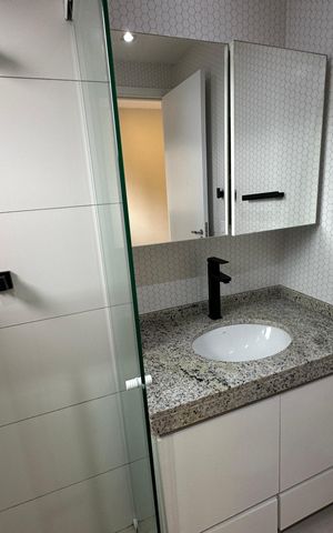 Apartamento à venda com 107m², 2 quartos e 2 vagas Apartamento à venda com 107m², 2 quartos e 2 vagasBanheiro da Suíte 2