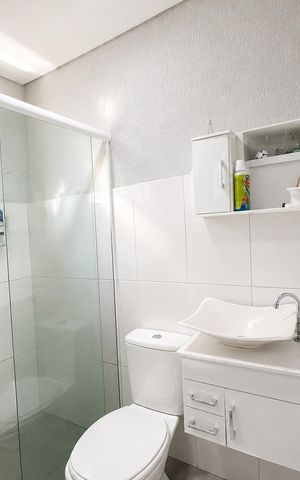Casa à venda com 312m², 3 quartos e 4 vagas Casa à venda com 312m², 3 quartos e 4 vagasBanheiro da Suíte 1