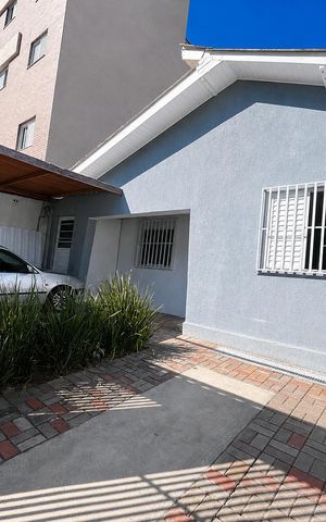 Casa à venda com 312m², 3 quartos e 4 vagas Casa à venda com 312m², 3 quartos e 4 vagasÁrea comum