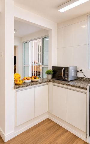 Casa à venda com 312m², 3 quartos e 4 vagas Casa à venda com 312m², 3 quartos e 4 vagasCozinha