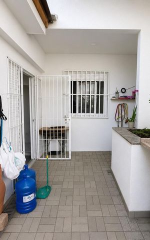 Casa à venda com 312m², 3 quartos e 4 vagas Casa à venda com 312m², 3 quartos e 4 vagasÁrea comum