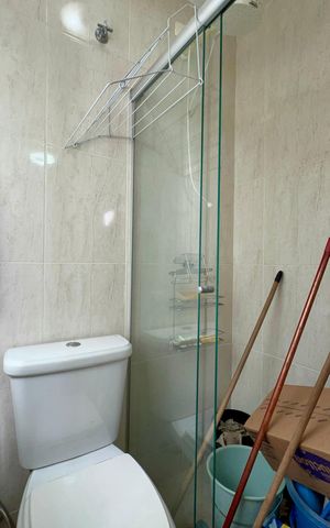 Apartamento à venda com 97m², 2 quartos e 2 vagas Apartamento à venda com 97m², 2 quartos e 2 vagasBanheiro de serviço