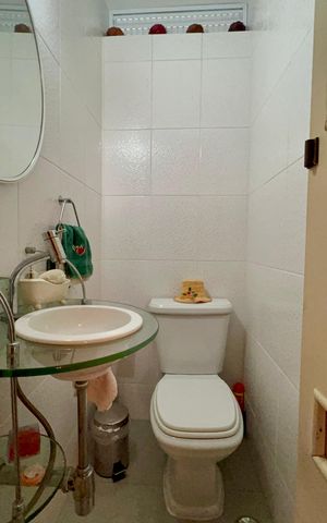 Apartamento à venda com 97m², 2 quartos e 2 vagas Apartamento à venda com 97m², 2 quartos e 2 vagasLavabo