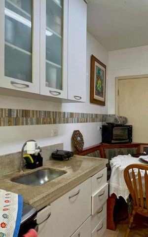 Apartamento à venda com 97m², 2 quartos e 2 vagas Apartamento à venda com 97m², 2 quartos e 2 vagasCozinha