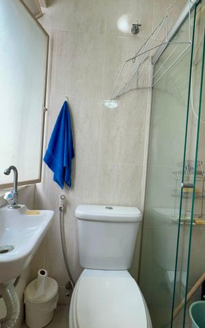 Apartamento à venda com 97m², 2 quartos e 2 vagas Apartamento à venda com 97m², 2 quartos e 2 vagasBanheiro de serviço