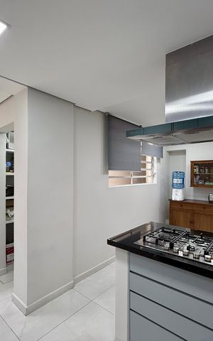 Casa para alugar com 280m², 3 quartos e 3 vagas Casa para alugar com 280m², 3 quartos e 3 vagasCozinha