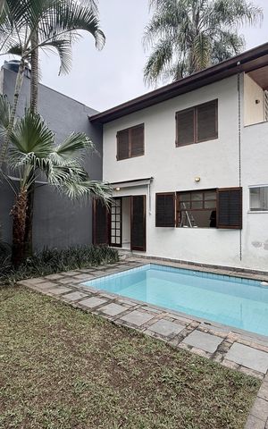 Casa para alugar com 280m², 3 quartos e 3 vagas Casa para alugar com 280m², 3 quartos e 3 vagasQuintal