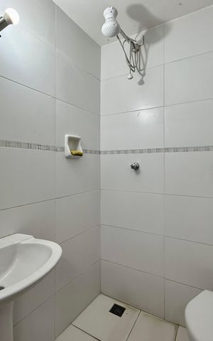 Casa para alugar com 280m², 3 quartos e 3 vagas Casa para alugar com 280m², 3 quartos e 3 vagasBanheiro Edícula