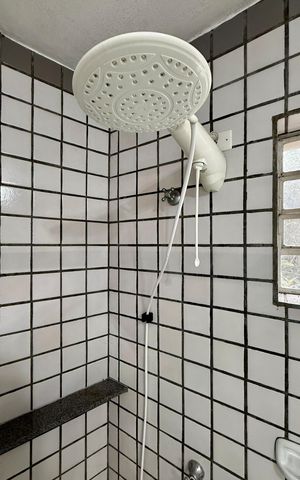 Casa para alugar com 280m², 3 quartos e 3 vagas Casa para alugar com 280m², 3 quartos e 3 vagasBanheiro Suíte 1