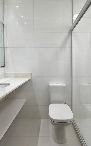 Casa para alugar com 280m², 3 quartos e 3 vagas Casa para alugar com 280m², 3 quartos e 3 vagasBanheiro Suíte 2
