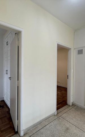 Casa para alugar com 280m², 3 quartos e 3 vagas Casa para alugar com 280m², 3 quartos e 3 vagasCorredor Quartos