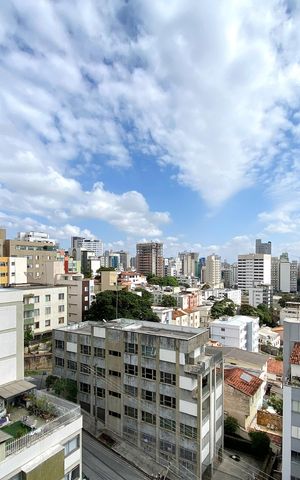 Apartamento à venda com 125m², 2 quartos e 3 vagas Apartamento à venda com 125m², 2 quartos e 3 vagasVista