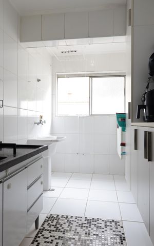 Apartamento para alugar com 54m², 2 quartos e 2 vagasCozinha