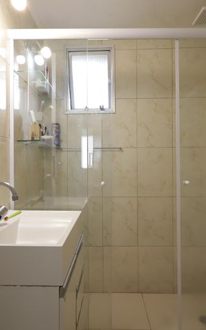 Apartamento para alugar com 54m², 2 quartos e 2 vagasBanheiro