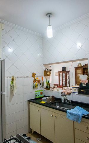 Casa à venda com 157m², 3 quartos e 3 vagas Casa à venda com 157m², 3 quartos e 3 vagasCozinha