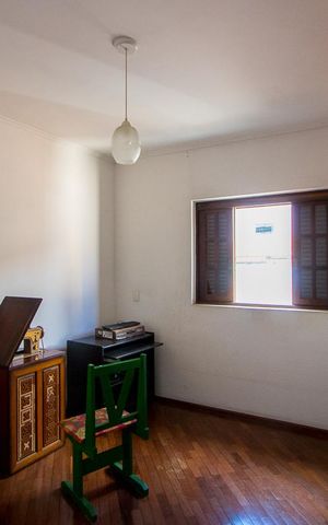 Casa à venda com 157m², 3 quartos e 3 vagas Casa à venda com 157m², 3 quartos e 3 vagasQuarto 2