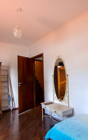 Casa à venda com 157m², 3 quartos e 3 vagas Casa à venda com 157m², 3 quartos e 3 vagasQuarto 3