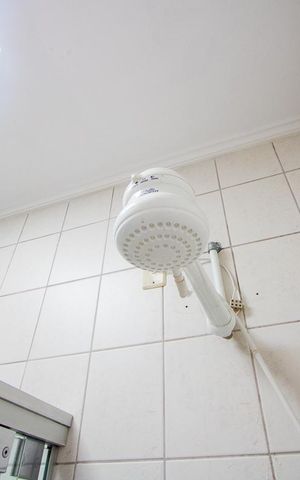 Casa à venda com 157m², 3 quartos e 3 vagas Casa à venda com 157m², 3 quartos e 3 vagasBanheiro