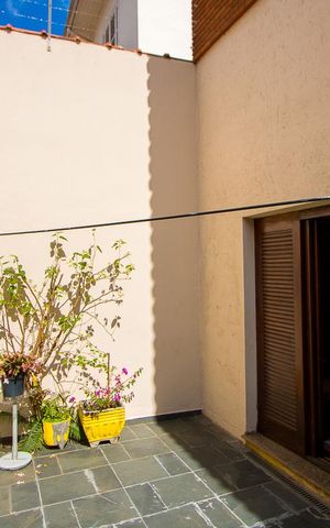 Casa à venda com 157m², 3 quartos e 3 vagas Casa à venda com 157m², 3 quartos e 3 vagasQuintal