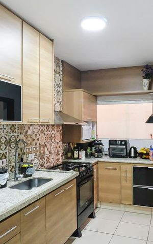 Casa à venda com 186m², 3 quartos e 2 vagasCozinha