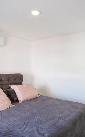 Casa à venda com 186m², 3 quartos e 2 vagasSuíte 1
