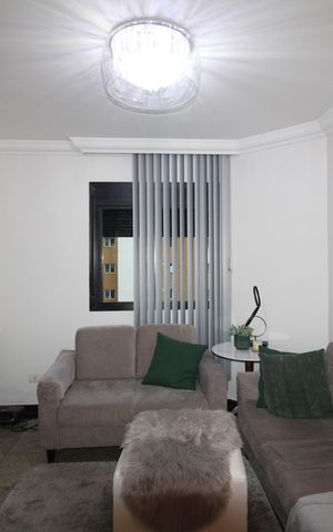 Apartamento à venda com 216m², 4 quartos e 3 vagasSala 2