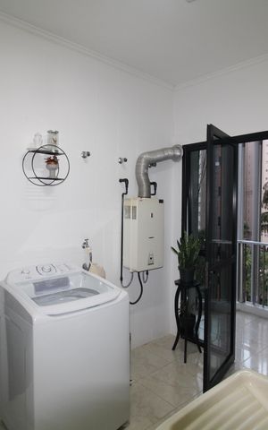 Apartamento à venda com 216m², 4 quartos e 3 vagasÁrea de Serviço
