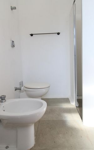 Casa à venda com 461m², 4 quartos e 2 vagas Casa à venda com 461m², 4 quartos e 2 vagasBanheiro da Suíte 1
