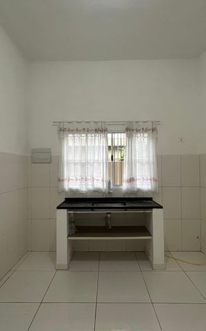 Casa à venda com 273m², 5 quartos e 4 vagas Casa à venda com 273m², 5 quartos e 4 vagasCasa 2 - Sala/cozinha
