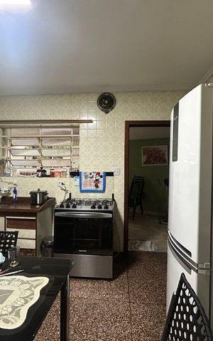 Casa à venda com 273m², 5 quartos e 4 vagas Casa à venda com 273m², 5 quartos e 4 vagasCozinha - Casa 1