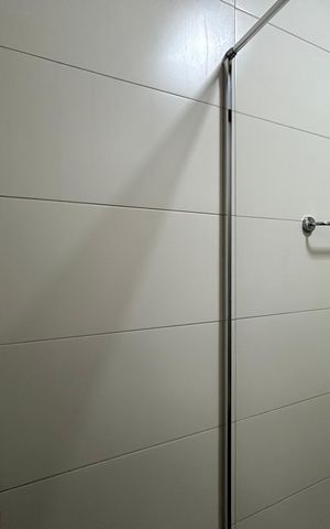 Casa à venda com 273m², 5 quartos e 4 vagas Casa à venda com 273m², 5 quartos e 4 vagasCasa - Banheiro social