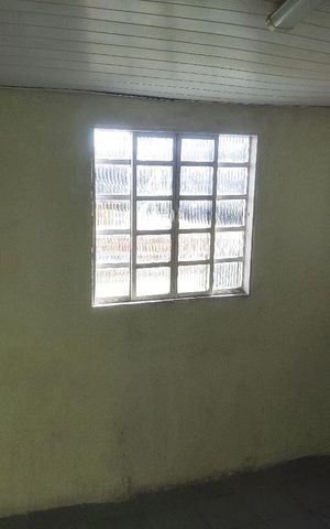 Casa para alugar com 42m², 1 quarto e sem vaga