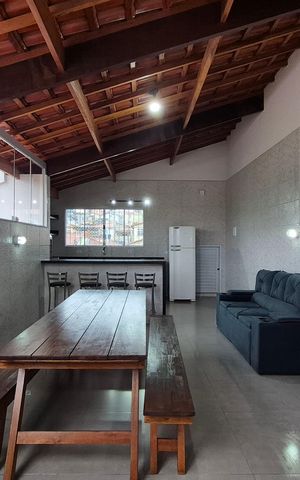 Casa à venda com 160m², 3 quartos e 2 vagas
