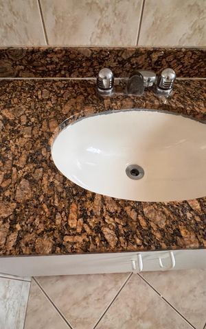Apartamento para alugar com 190m², 3 quartos e 3 vagas Apartamento para alugar com 190m², 3 quartos e 3 vagasBanheiro suíte 3