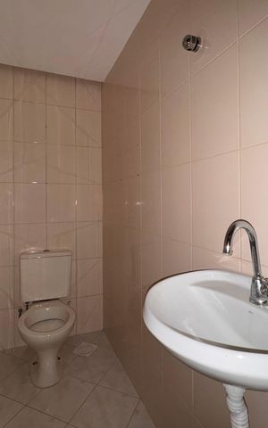 Apartamento para alugar com 190m², 3 quartos e 3 vagas Apartamento para alugar com 190m², 3 quartos e 3 vagasLavabo