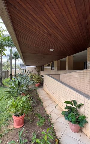 Apartamento para alugar com 190m², 3 quartos e 3 vagas Apartamento para alugar com 190m², 3 quartos e 3 vagasÁrea comum