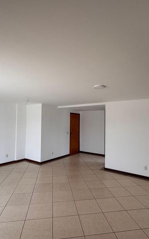 Apartamento para alugar com 190m², 3 quartos e 3 vagas Apartamento para alugar com 190m², 3 quartos e 3 vagasSala