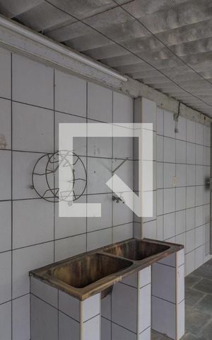 Casa à venda com 99m², 1 quarto e 1 vaga